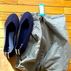 Mia aubrie flyknit flat navy size 11